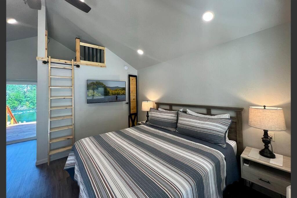 Loft Cabin 2 - Rogue River Resort 格兰茨帕斯 外观 照片
